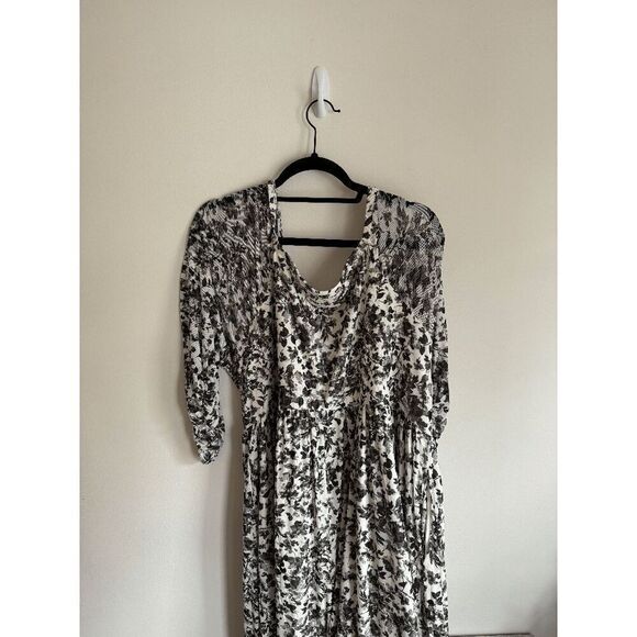 Torrid Maxi Mesh Ruched Dress - Picture 3 of 3